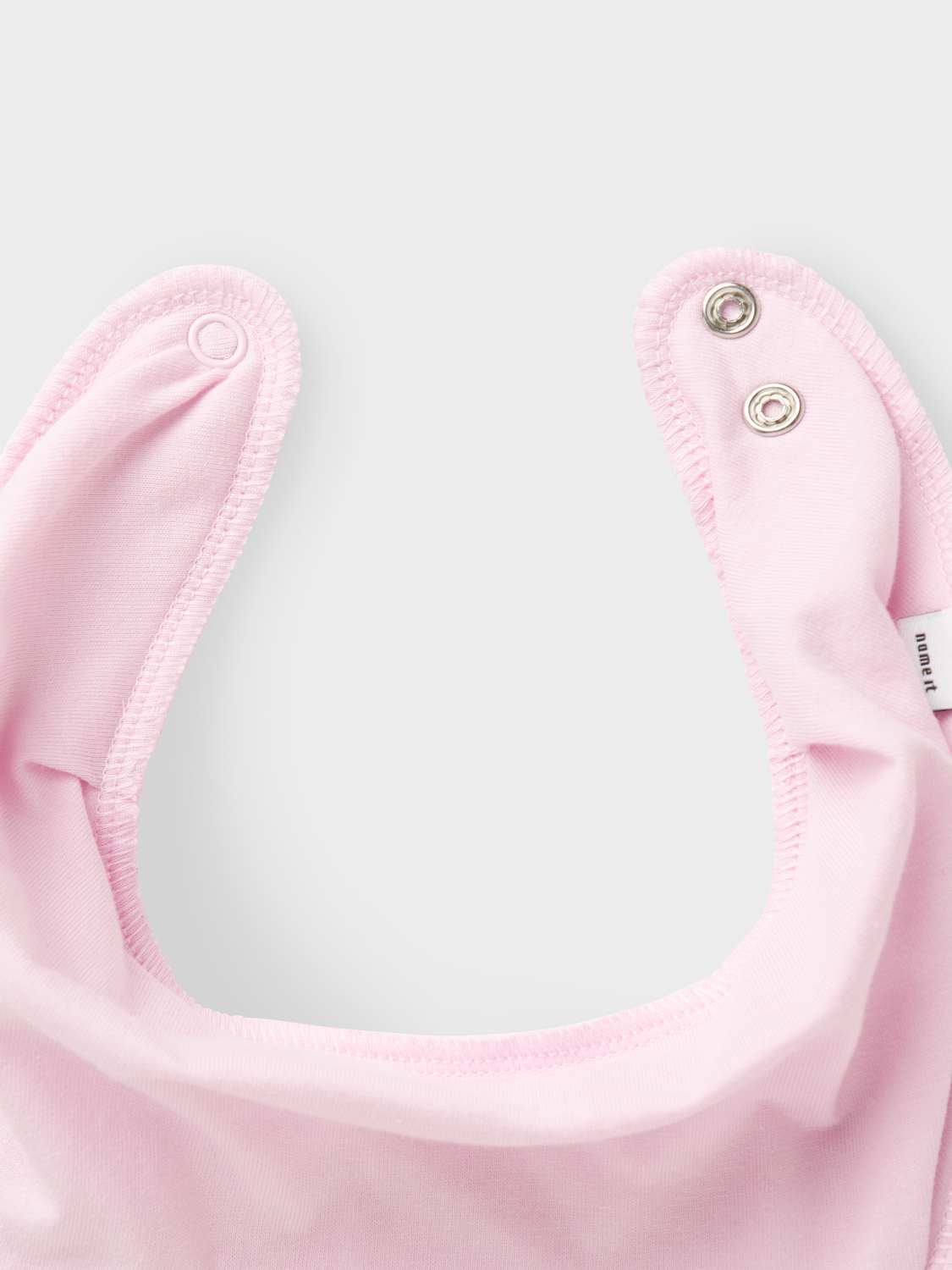 model_shot-front_full